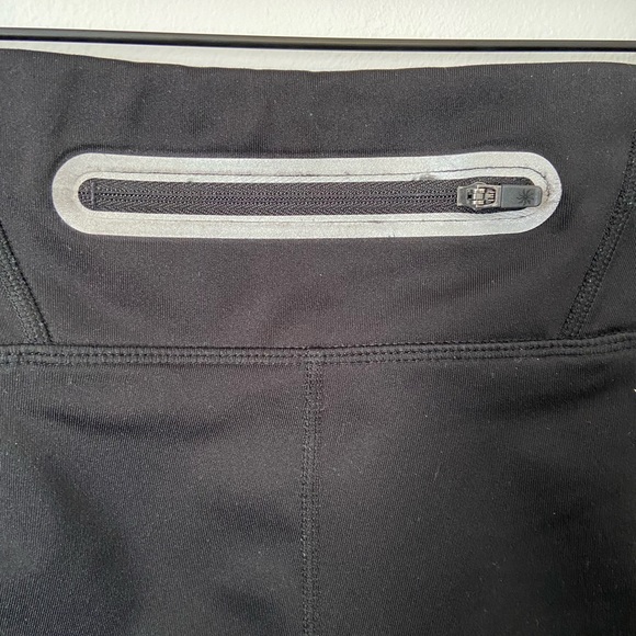 Athleta Sonar Capri Black Leggings / Running Tights / Size Small - Picture 5 of 8